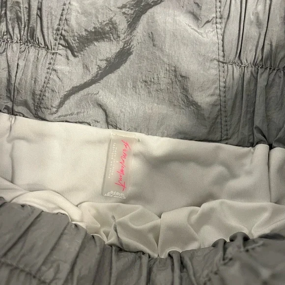 Free people  Gray Gathered Shorts - Picture 3 of 6